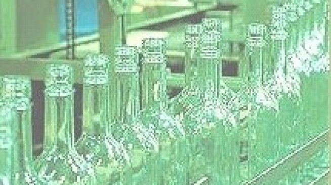 Мажоритарят иска от Дружба стъкл. заводи да стане поръчител и купувач на активи