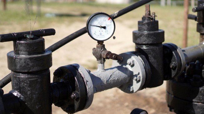 Абу Даби продава дял от своите газопроводи за над 15 млрд. долара до края на юни