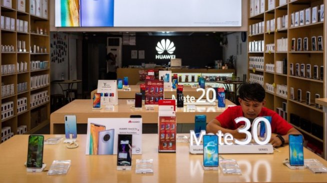 Какво се крие зад мащабния технологичен проект за 2 трлн. долара на Пекин?