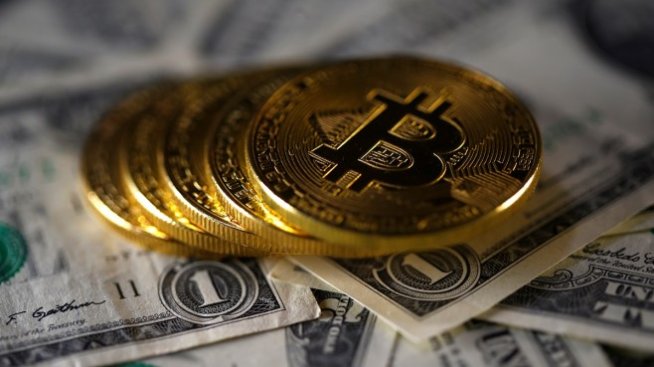 Спекулативната игра на биткойн, която никой не разбира