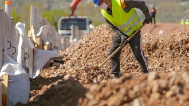 Аврамова: Работата по всички започнати инфраструктурни обекти у нас продължава