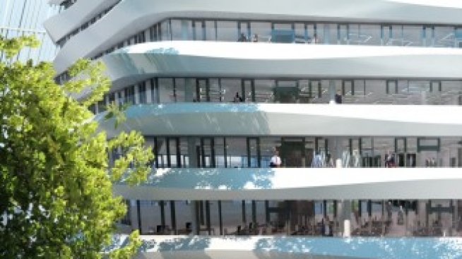 Собственикът на Mall of Sofia продава офисите си в Белград