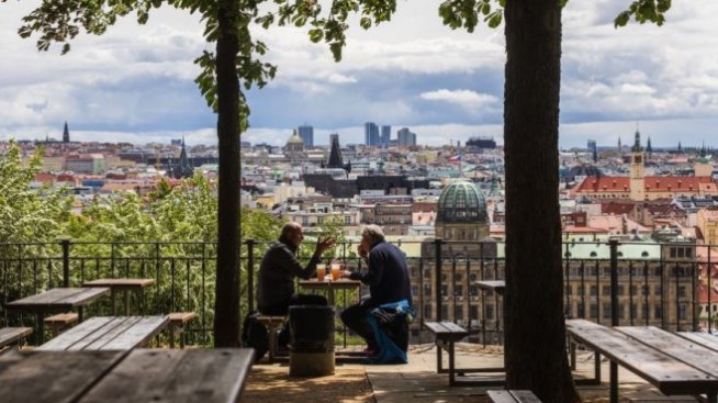 Чехия сменя четвърти здравен министър от началото на пандемията