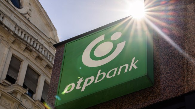 Най-голямата унгарска банка OTP продава румънския си бизнес