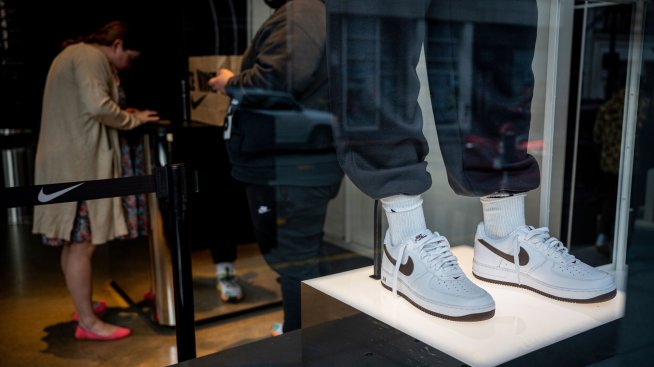 Акциите на Nike записаха рекорден 10-дневен борсов спад