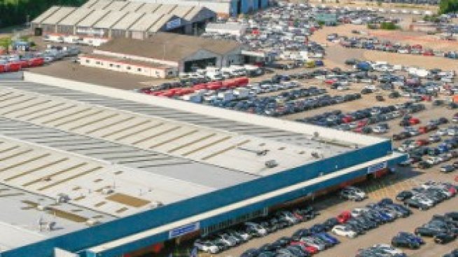 Продажбите на автомобили в Русия отчитат ръст от 4% през март
