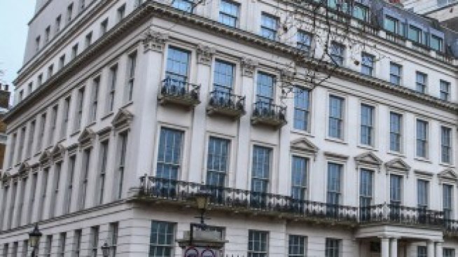 Пазарът на луксозни имоти в Лондон скъсва с руските пари