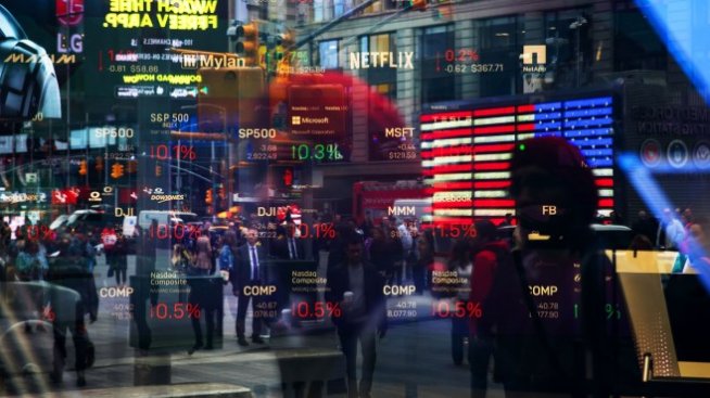 Страховете за икономиката и инфлацията помрачиха настроението на Wall Street