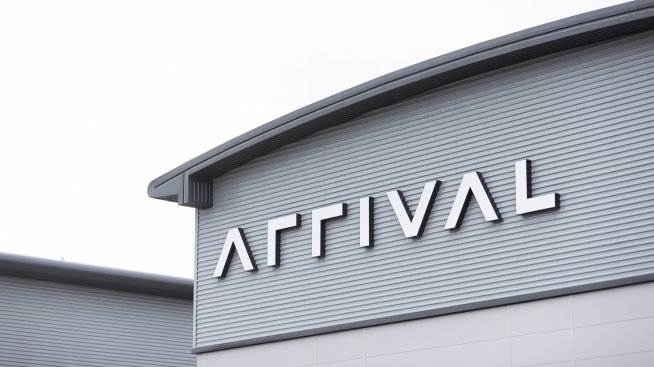Arrival произведе първия тестови електромобил в британската си микрофабрика