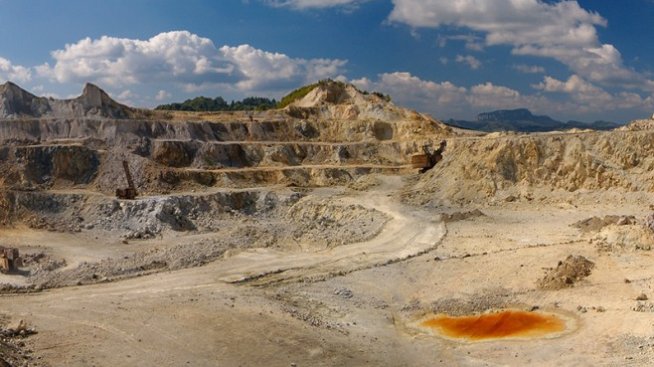 Канадска компания ще съди Румъния за 4,4 млрд. долара за неизградена златна мина