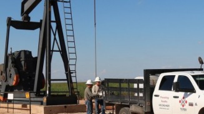 Петролните цени не намират единна посока във вторник*