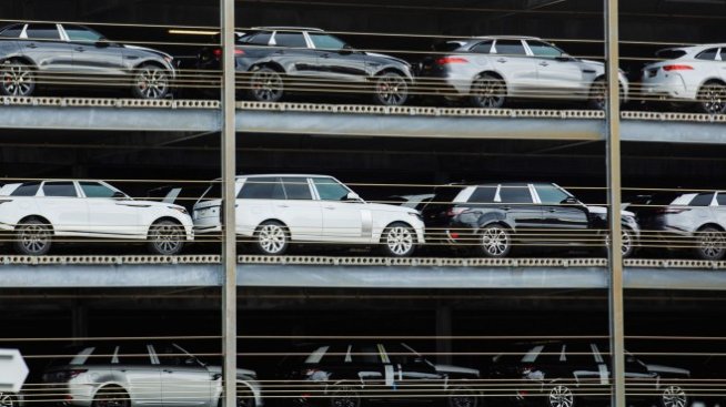Дефицитът на чипове помрачи отчета и на собственика на Jaguar Land Rover