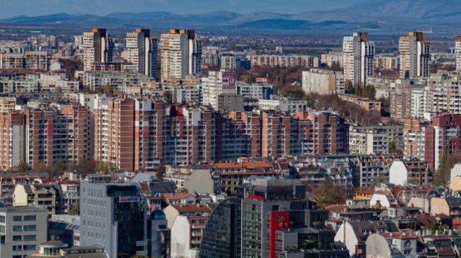 След пандемията: Спад на инвестиции, замразяване на строежи, предоговаряне на наеми 