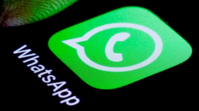ЕС започва антимонополно разследване срещу Meta заради AI инструментите в WhatsApp