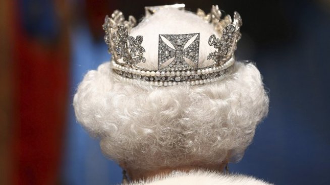 Sun забърка кралицата в дебата за Brexit