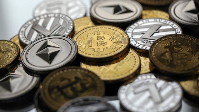 Binance се отказа от спасяването на FTX, криптоборсата е на ръба на фалита