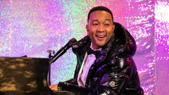 KKR и BMG са придобили музикалния каталог на Джон Леджънд