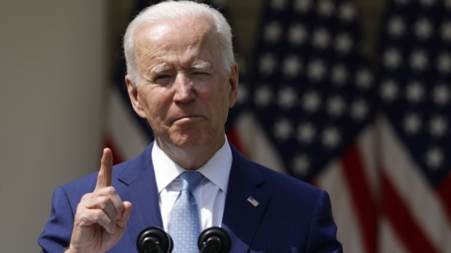 Байдън се сблъсква с казус, който хвърля сянка върху плана му за електромобилите