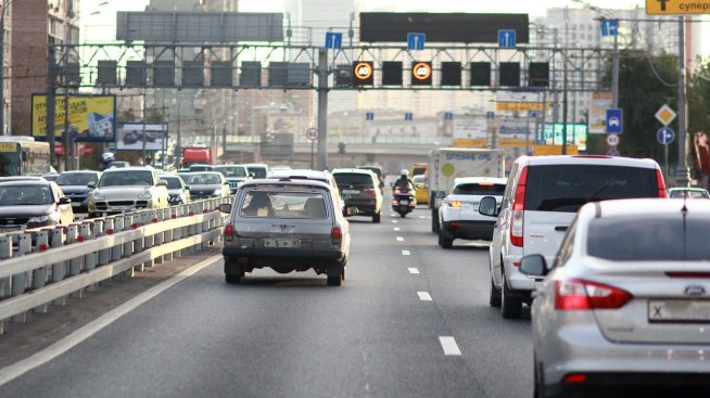 Средната възраст на автопарка в Русия е около 15 години