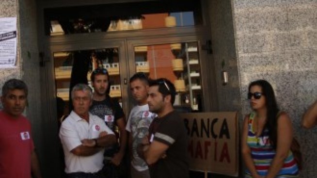 МВФ: Испания вероятно няма да постигне заложения за 2012 г. бюджетен дефицит