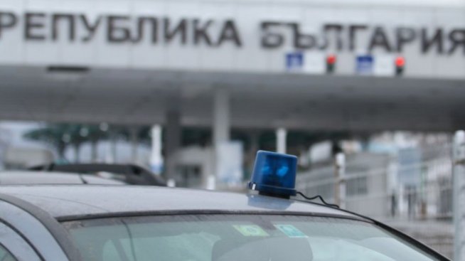 Нарушава ли правата на гражданите новата система за преминаване на границата?