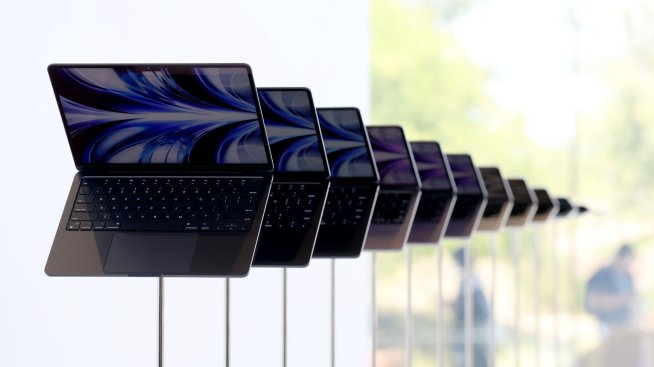 Apple&nbsp;работи над първи Macbook със сензорен екран&nbsp;