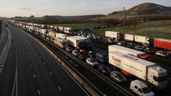Над 9 хил. транспортни компании от България ще загубят от Пакета „Мобилност"