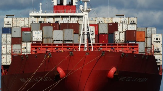 Петролът продължава да поскъпва в очакване на урагана Сали*