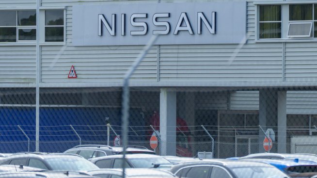 Nissan планира да намали допълнително дела си в Renault
