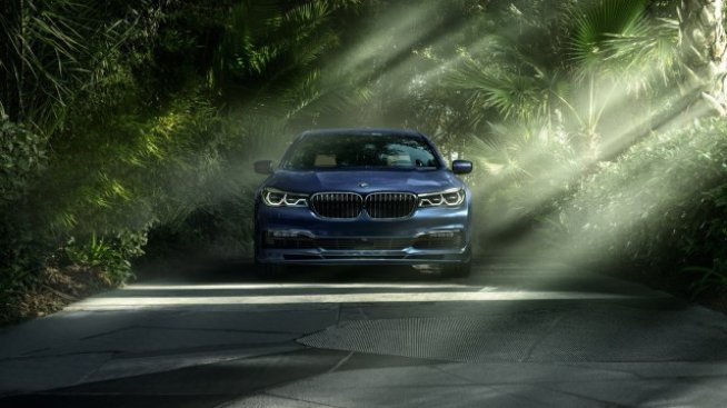 Alpina представи върховия си автомобил 