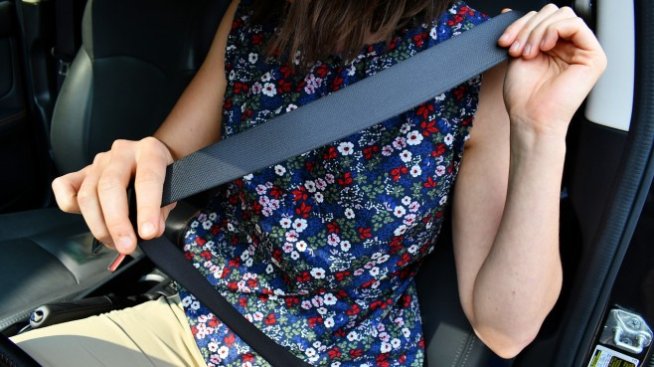 Проверки гарантират изправността на новите колани в междуградските автобуси