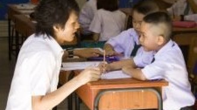Лятно училище по сливания и придобивания за млади милионери