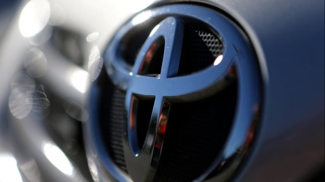 Toyota се раздели с всичките си акции в Tesla 