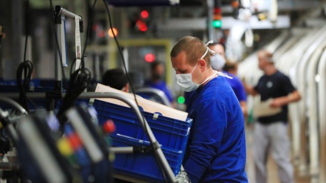 Бизнес климатът в Германия се възстановява допълнително през юли