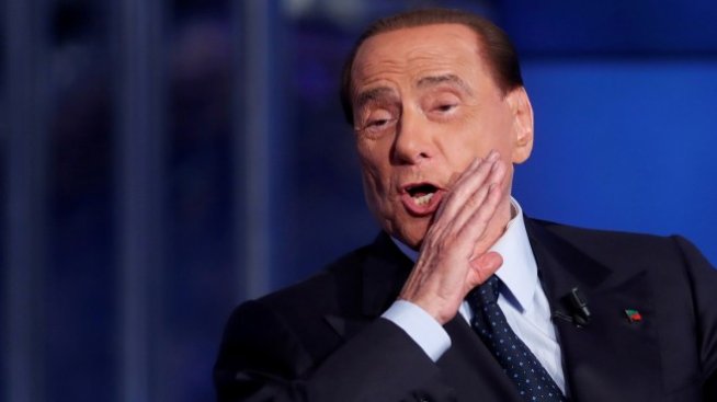 Силвио Берлускони примамва избирателите с план за плосък данък 