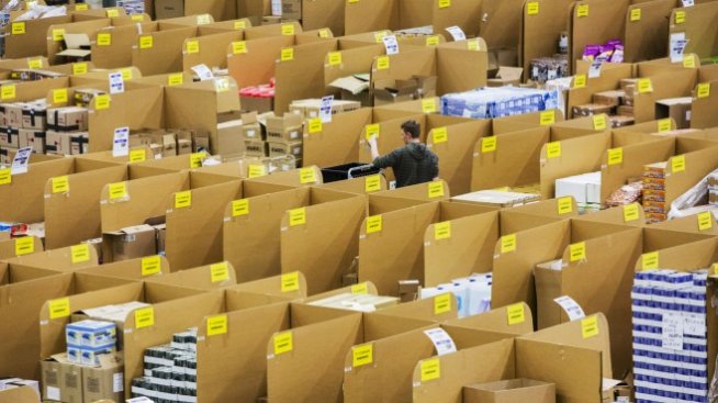 Amazon планира да наеме 55 хил. служители
