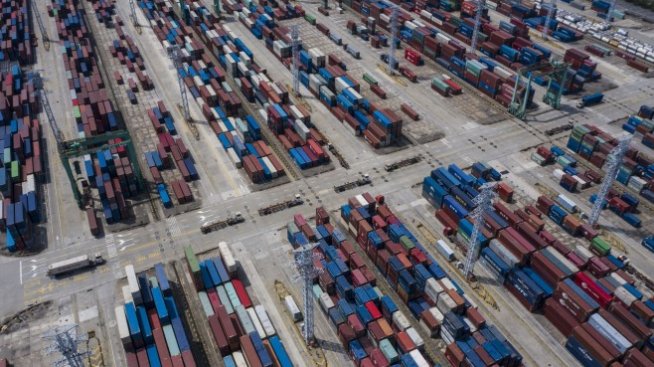 Китайският износ се възстанови, записвайки двуцифрен ръст през май