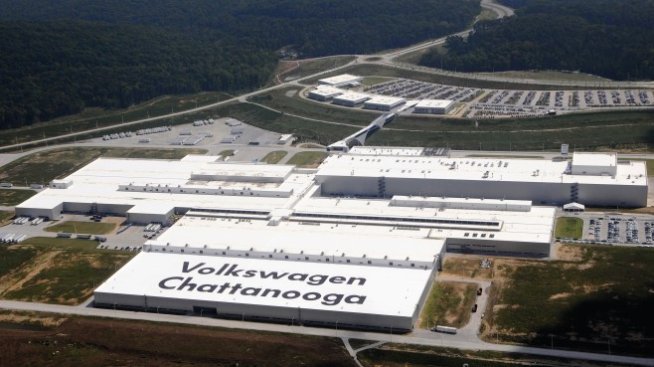 Електрическа офанзива в САЩ: VW открива лаборатория за батерии в Чатануга