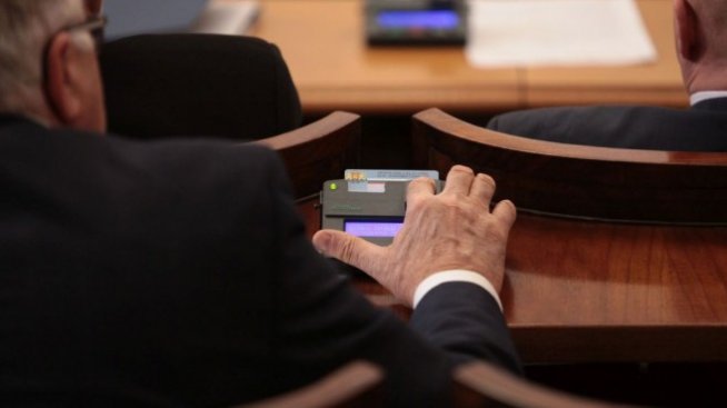 Парламентът прие на първо четене поправките на Валери Симеонов за хазарта