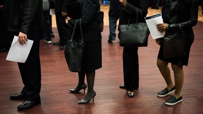 Безработицата в САЩ намалява, оставяйки близо до нивата преди пандемията