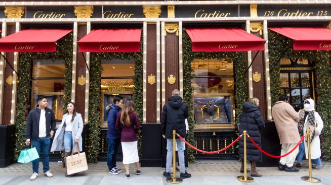 Продажбите на Richemont растат благодарение на Китай, докато Европа изостава