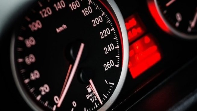Продажбите на автомобили в Европа преживяха най-големия си спад през март