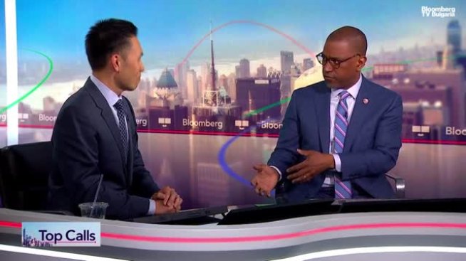 Hoover Institution: Администрацията на САЩ се опитва да провери кое минава и кое – не