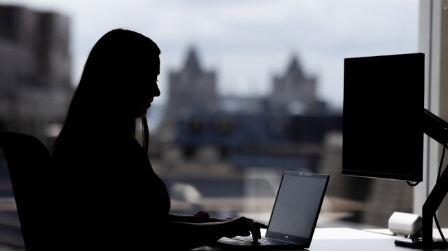 Ръстът на работните места в цифровата индустрия на Острова е на 10-годишно дъно