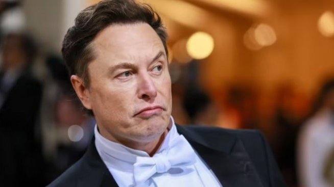 Мъск може да продължи да продава акции на Tesla със или без Twitter в джоба си