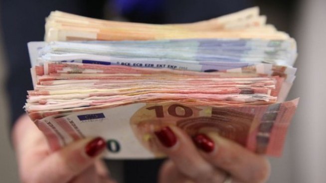 Чуждите инвестиции в България се свиха с над 54% към май