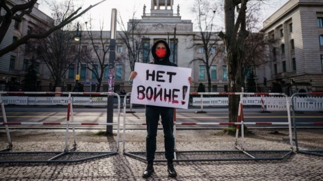 Как Германия помогна за прокарването на пътя на Путин към Украйна