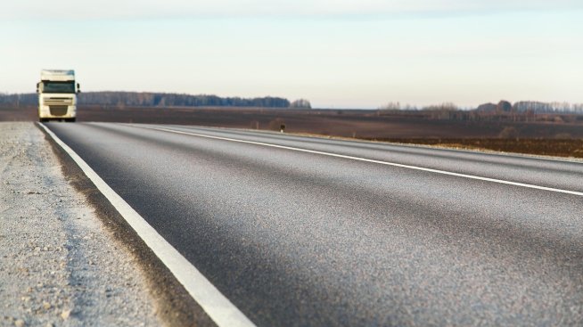 Националното тол управление започва автоматично претегляне на камионите в движение