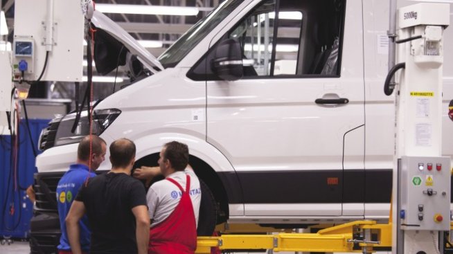 Бизнесът с микробуси на VW засилва фокуса си върху ограничаването на емисиите