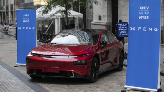 Китайските производители на електромобили влизат в битката за Европа